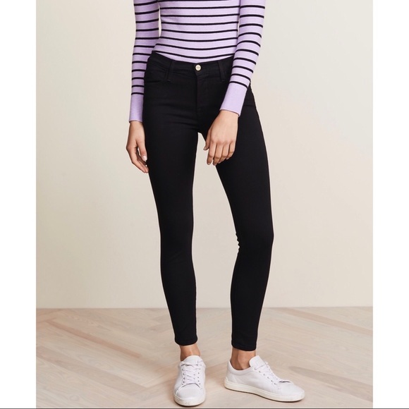 F R A M E - Picture 2 of 8